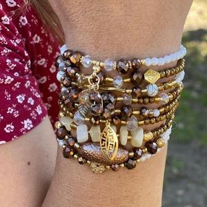 Bracelet - 9 pieces in 1!